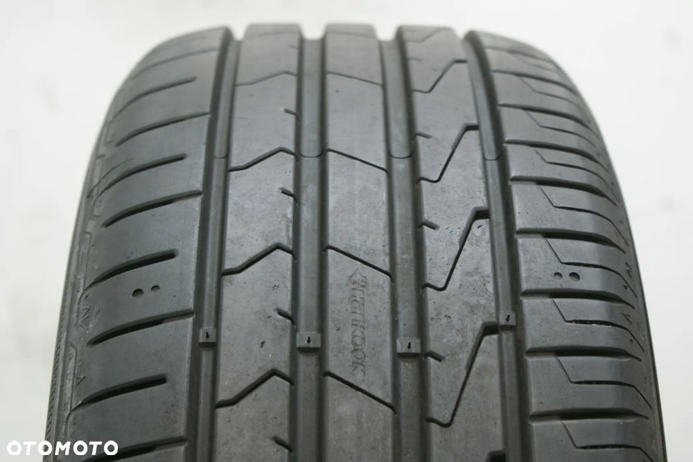 205/55R16 HANKOOK VENTUS PRIME 3 , 7,2mm  B2054 - 1