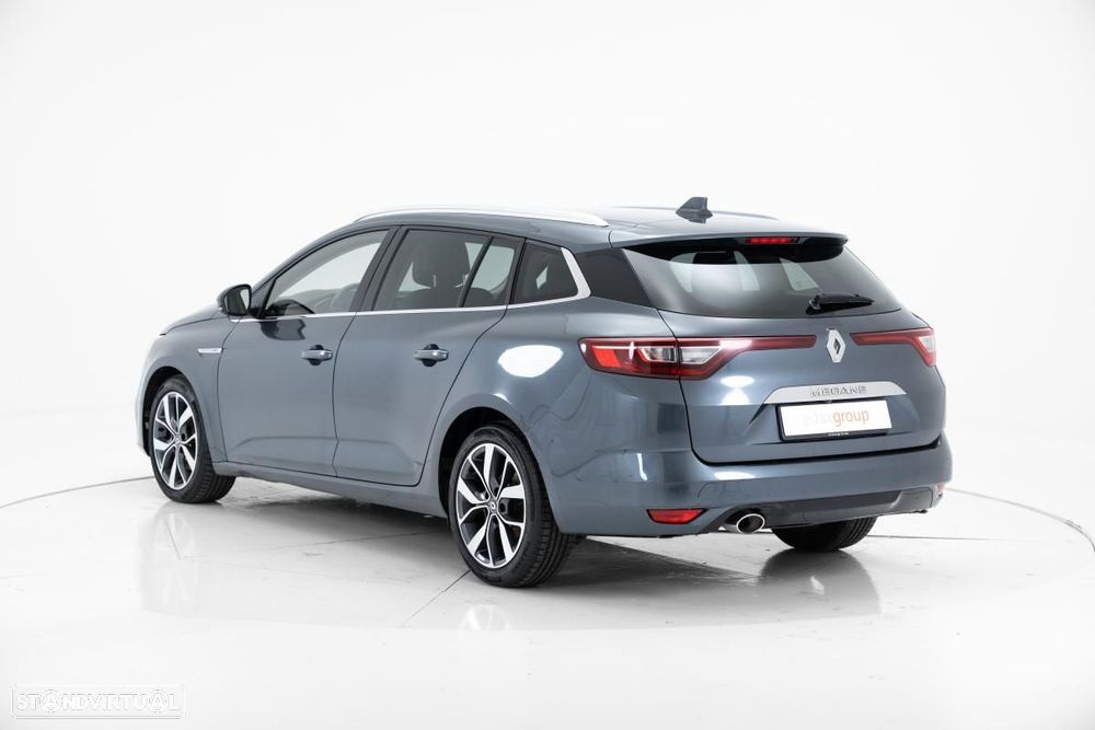 Renault Mégane - 5
