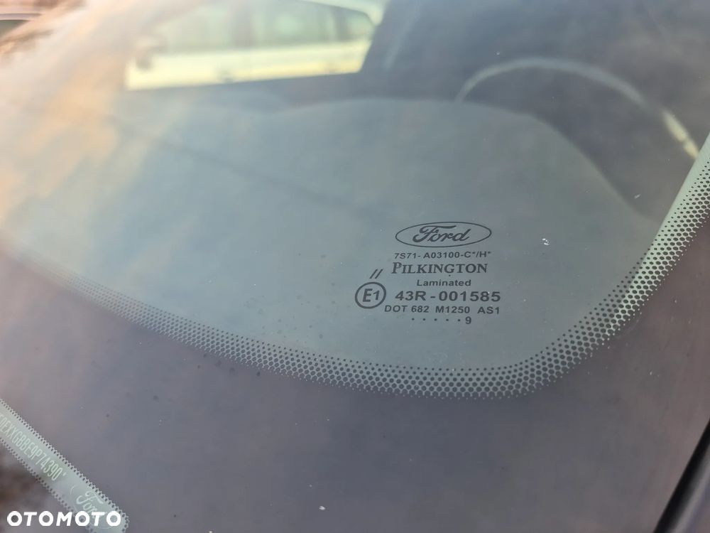 Ford Mondeo 2.0 Ghia Executive - 13