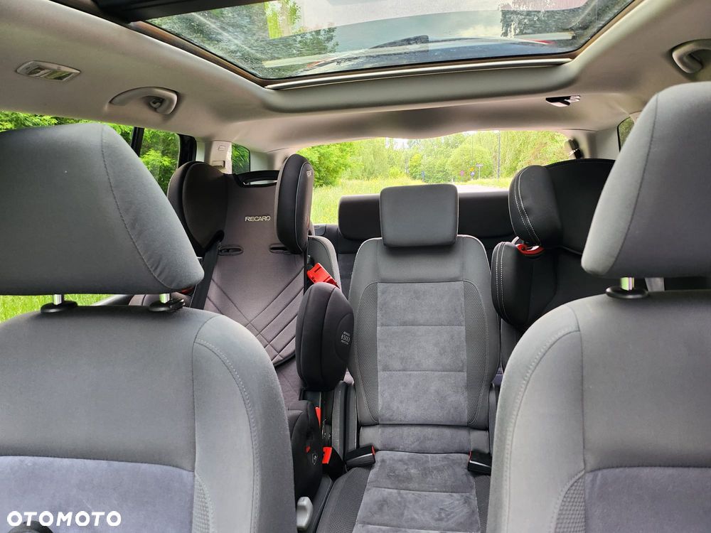 Volkswagen Touran 2.0 TDI Highline - 6