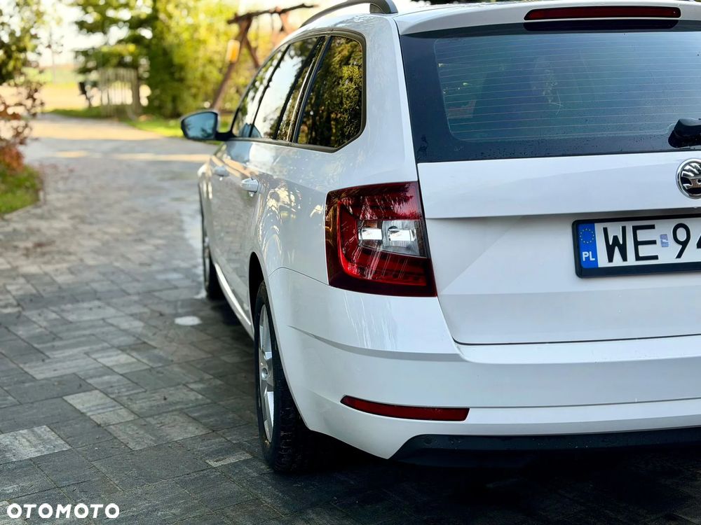 Skoda Octavia 1.6 TDI Ambition - 14