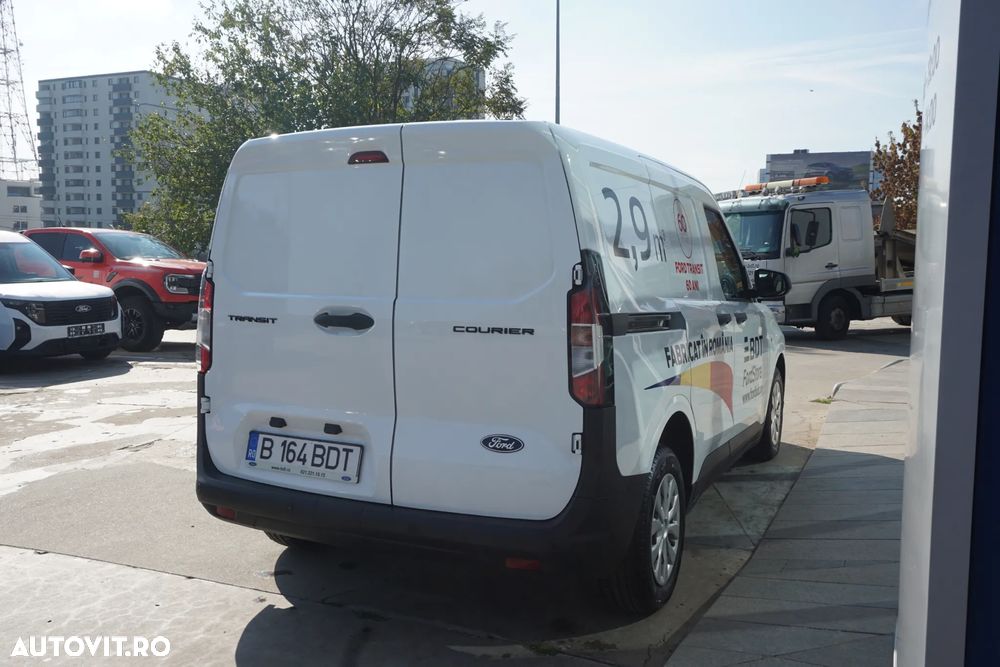 Ford Courier Transit Furgon Trend 1,5EcoBlue 100CP E6.2 M6 - 6