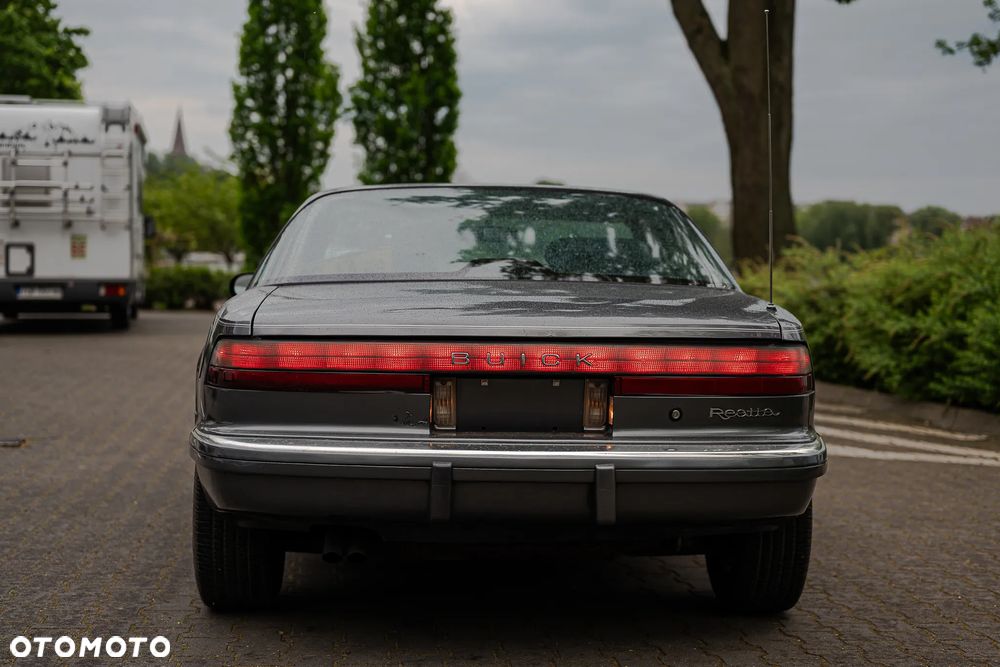 Buick Reatta 3.8 - 14