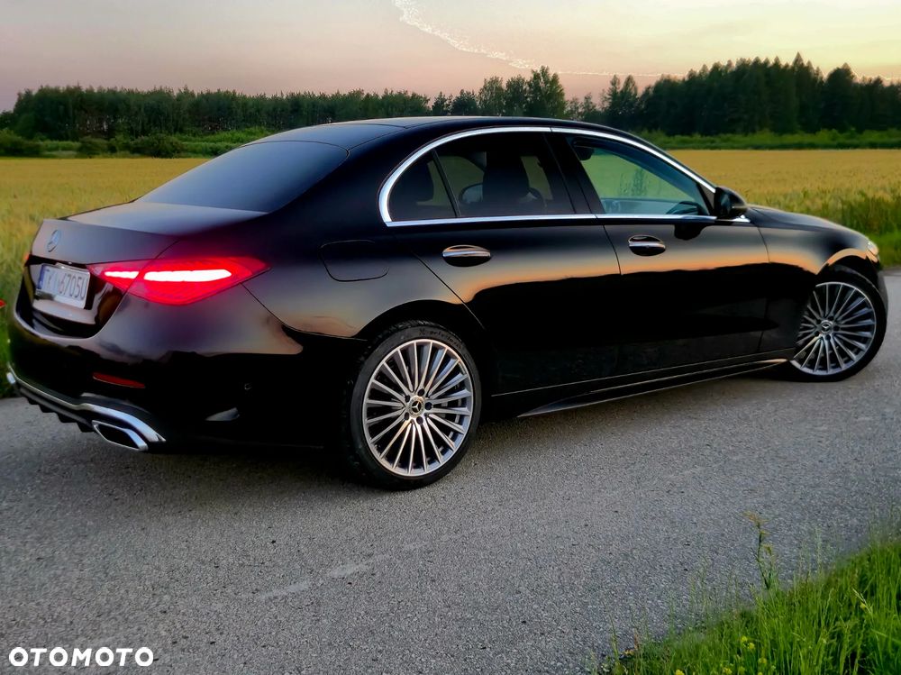 Mercedes-Benz Klasa C 200 mHEV AMG - 24