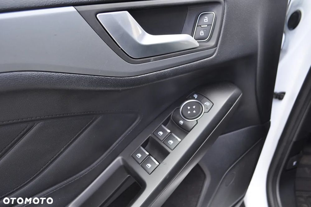 Ford Focus SW 1.5 EcoBlue Active Business - 39