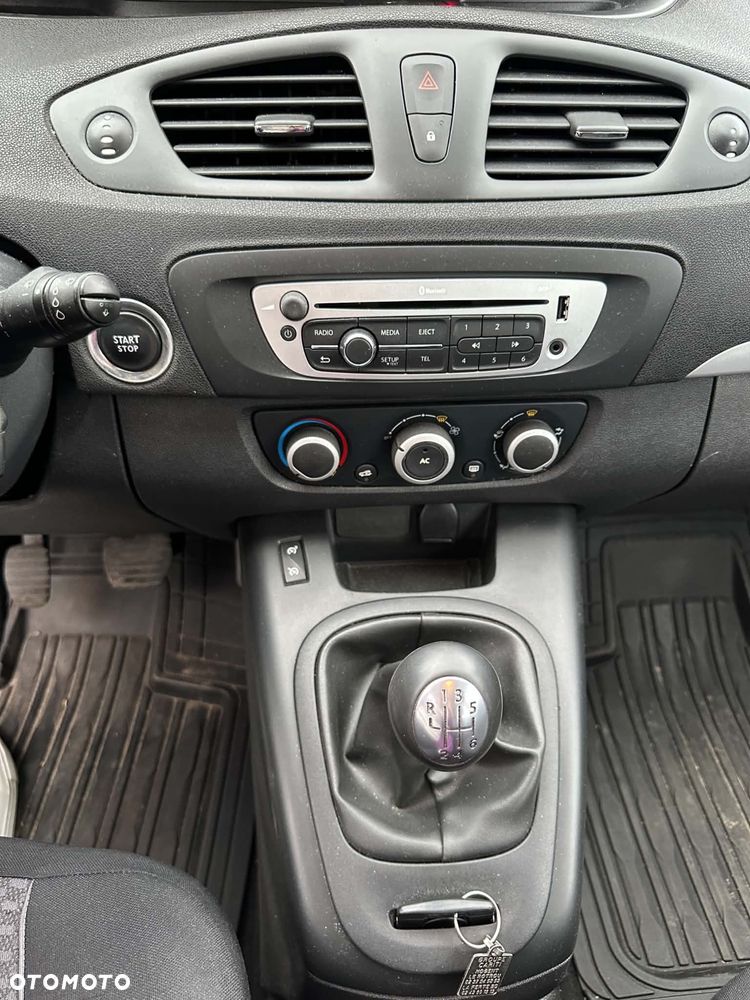 Renault Scenic - 7
