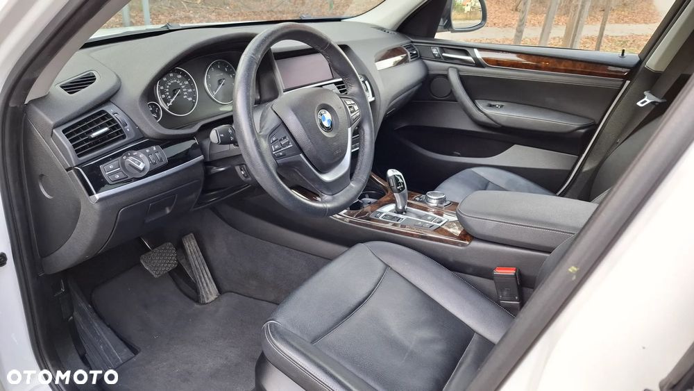 BMW X3 xDrive28i Sport-Aut xLine - 7