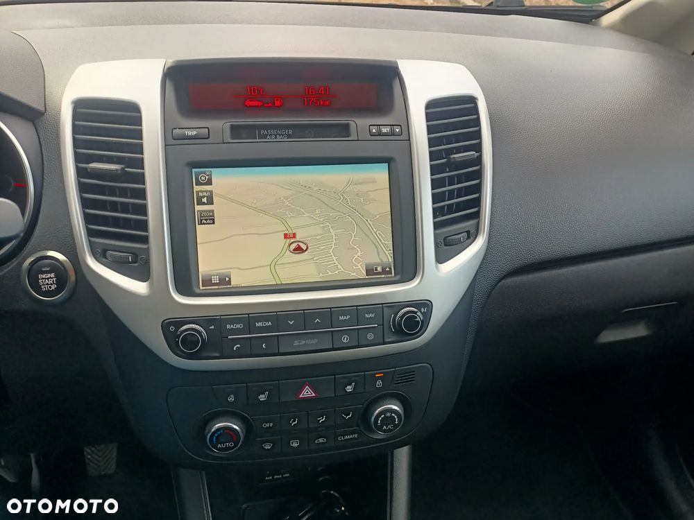 Kia Venga - 7
