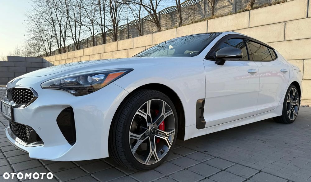 Kia Stinger 3.3 T-GDI V6 GT AWD - 4