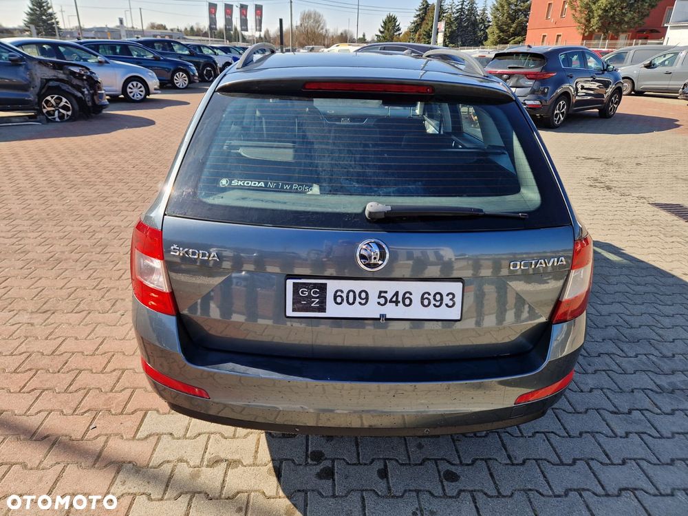 Skoda Octavia 1.6 TDI Ambition - 4