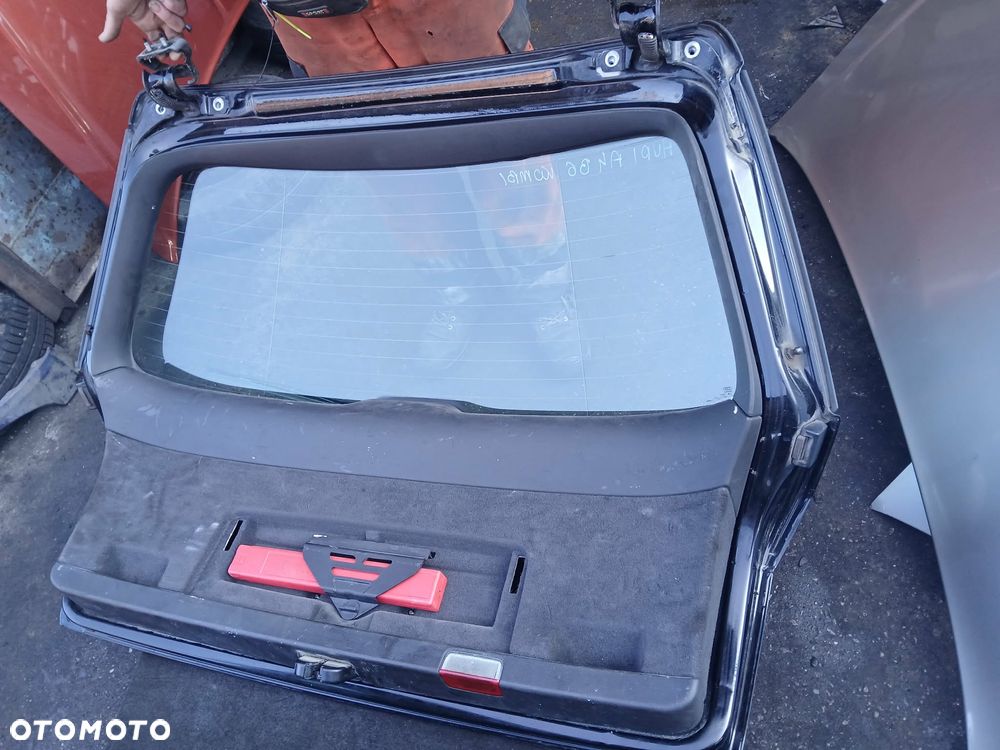 Audi A4 B6 Kombi klapa bagażnika czarna -kodu lakieru brak - 10