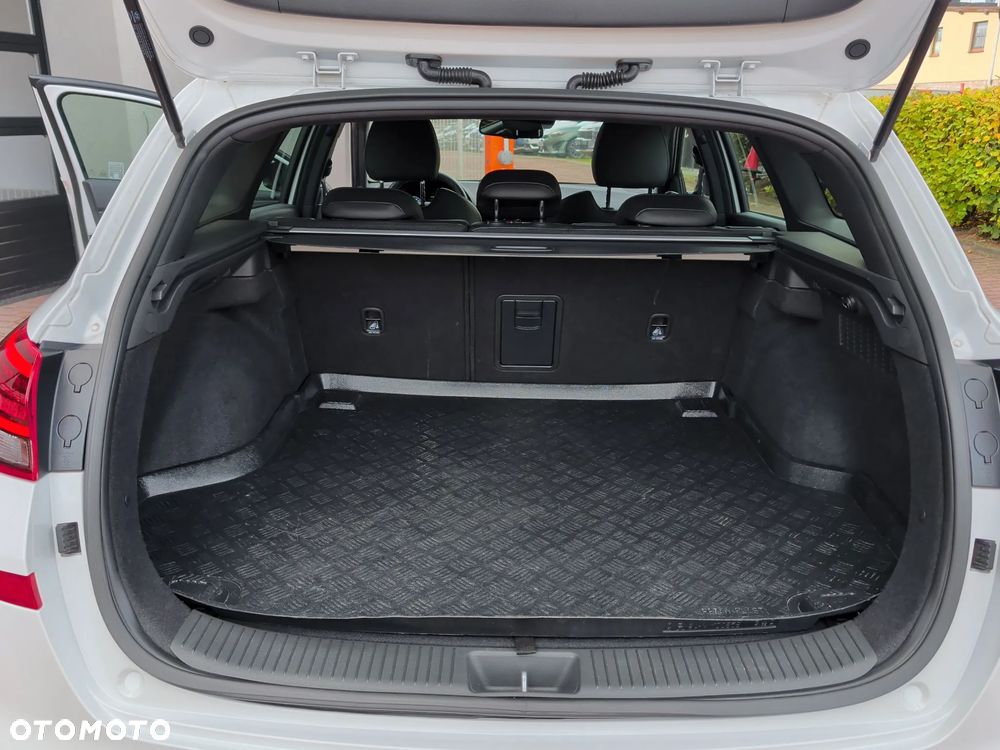 Hyundai i30 - 21