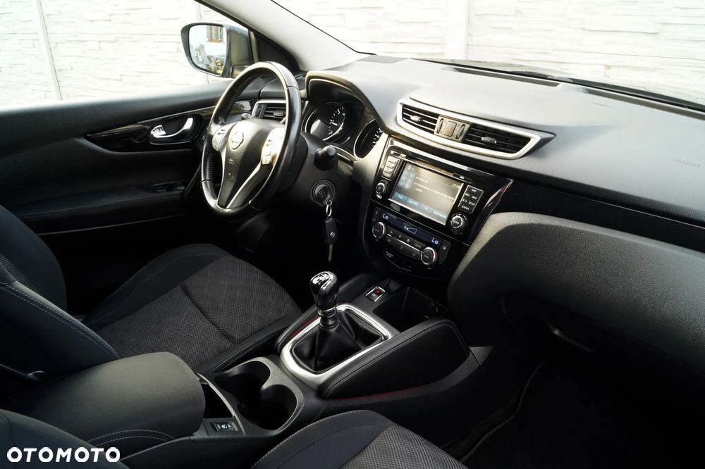 Nissan Qashqai 1.5 dCi Tekna - 8