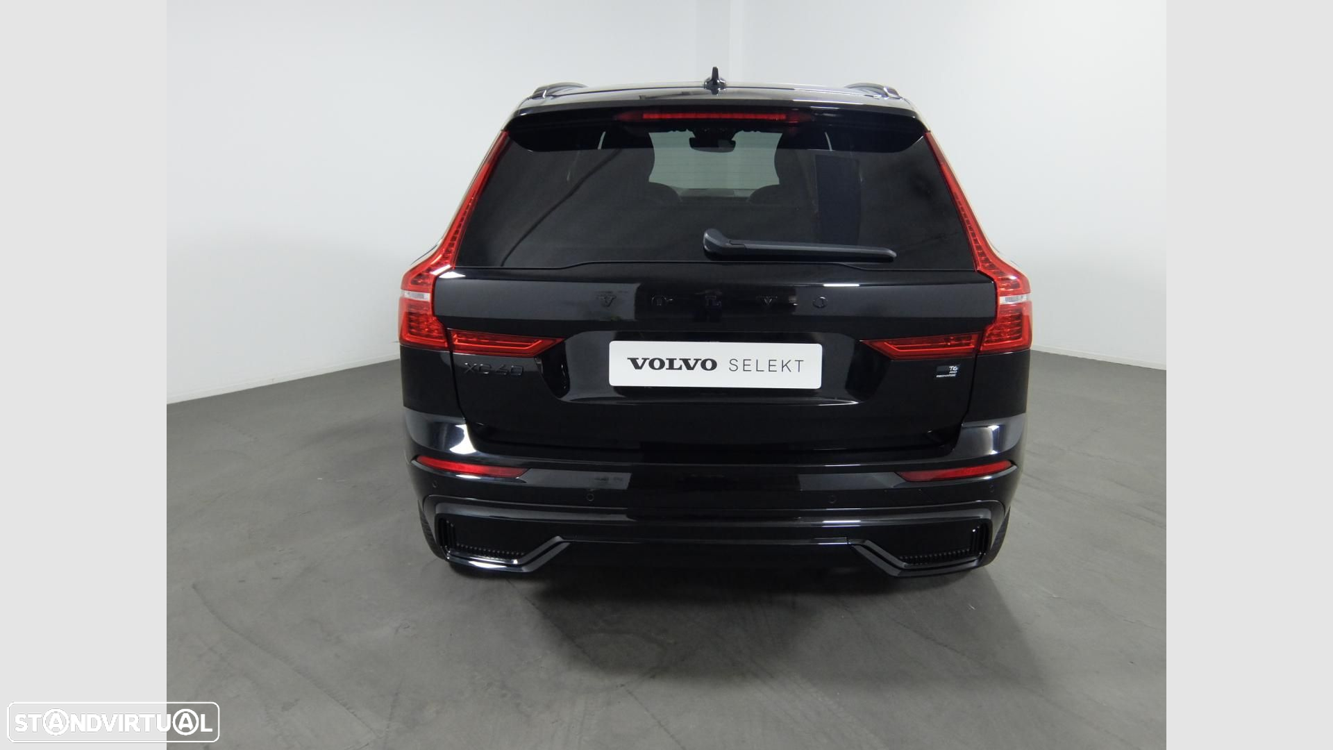 Volvo XC 60 2.0 T6 PHEV Black Edition AWD - 9