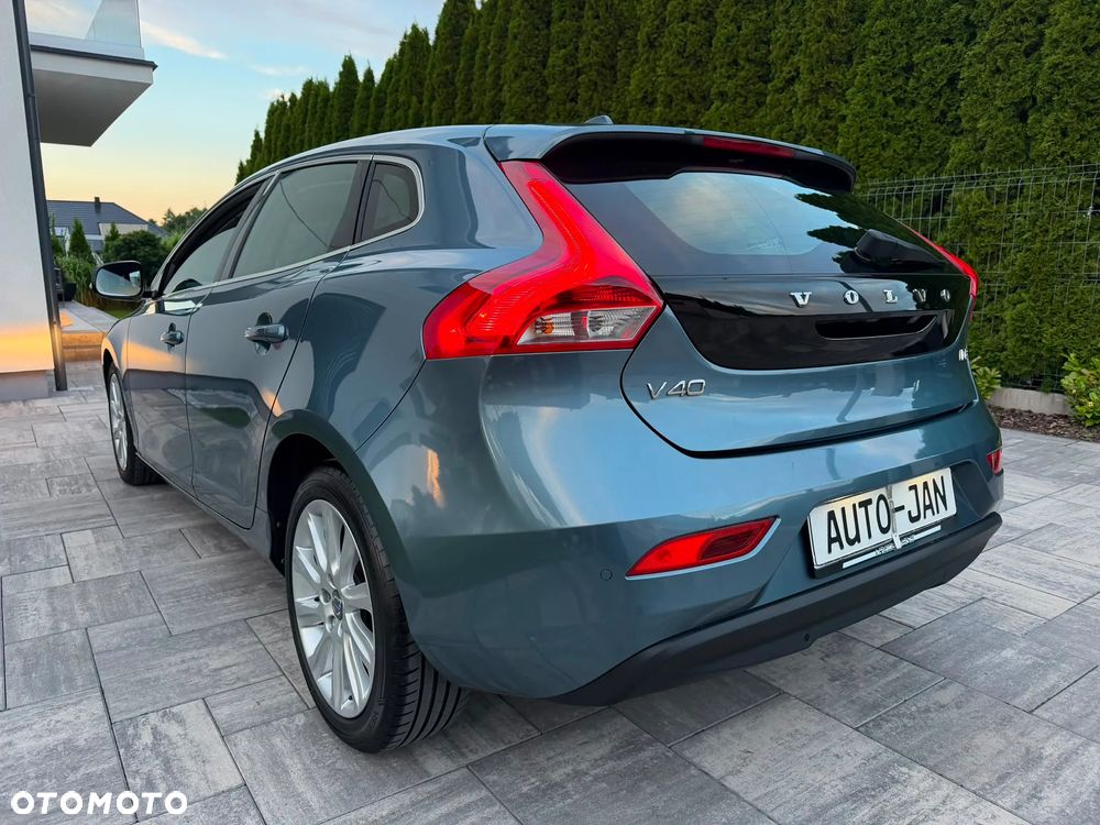 Volvo V40 D2 Summum - 7