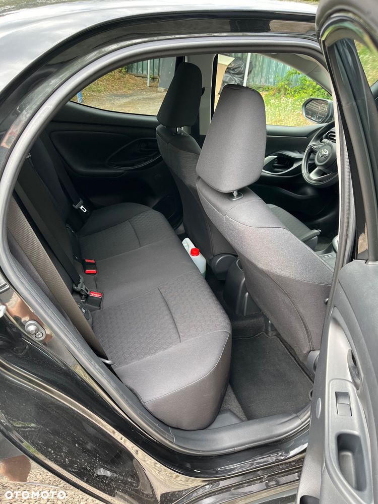 Toyota Yaris 1.5 Comfort CVT - 11