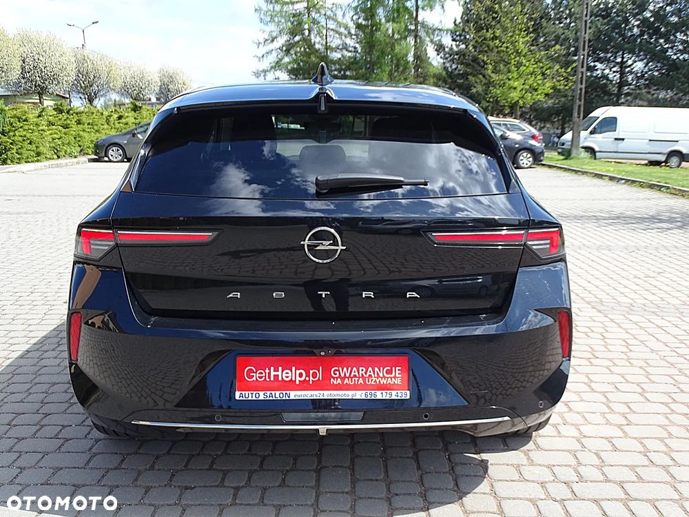 Opel Astra 1.2 Turbo GS - 18