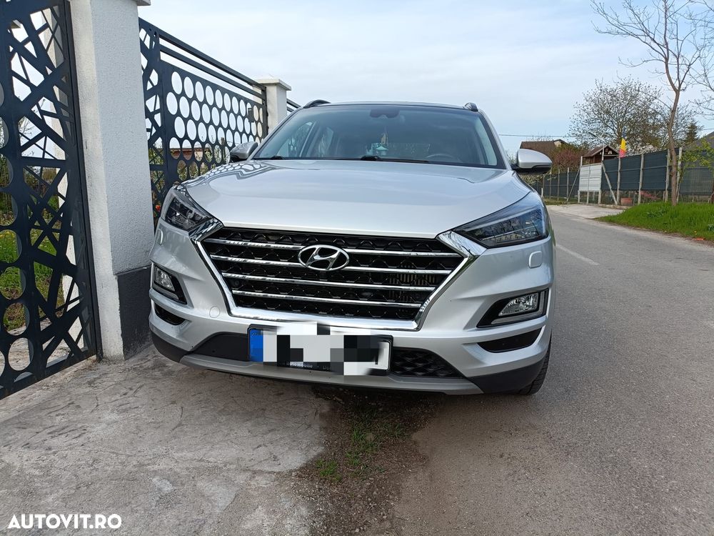 Hyundai Tucson 2.0 CRDI 4WD 8AT Premium - 13