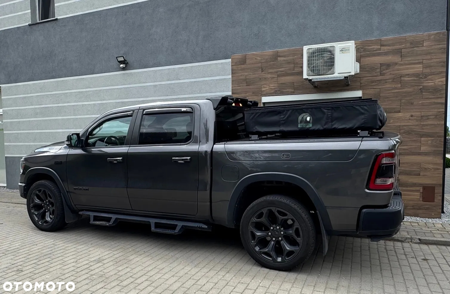 Dodge RAM 1500 5.7 4x4 - 7