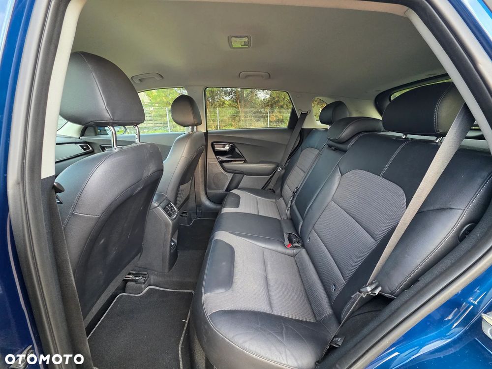 Kia Niro 1.6 GDI Hybrid M - 20