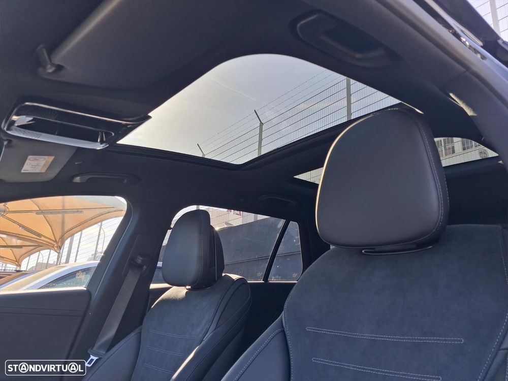 Mercedes-Benz C 300 de AMG Line - 12