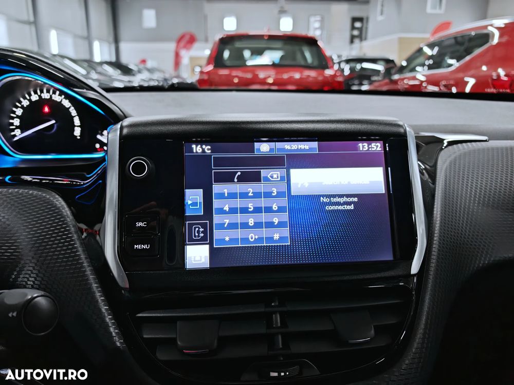 Peugeot 2008 PureTech 110 GPF Stop&Start EAT6 Allure - 20