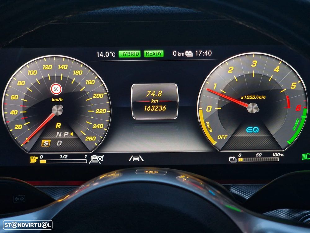 Mercedes-Benz E 300 de 9G-TRONIC AMG Line - 36