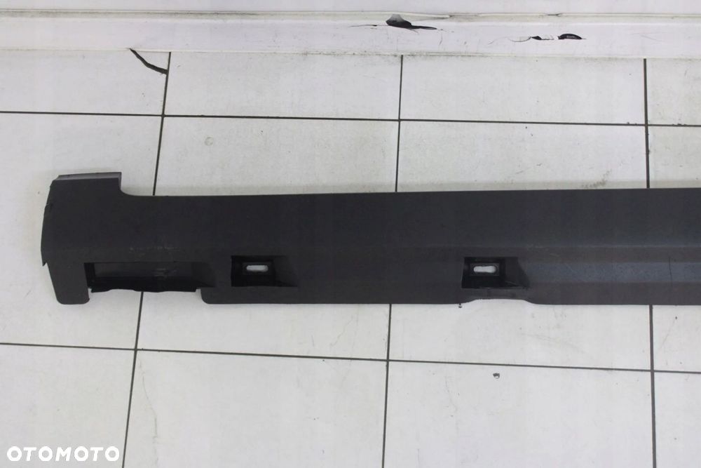VW PASSAT B6 LAMPA LISTWA NAKŁADKA PROGOWA PROGU LEWA - 2