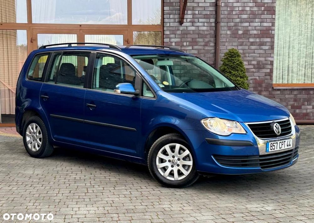 Volkswagen Touran - 2
