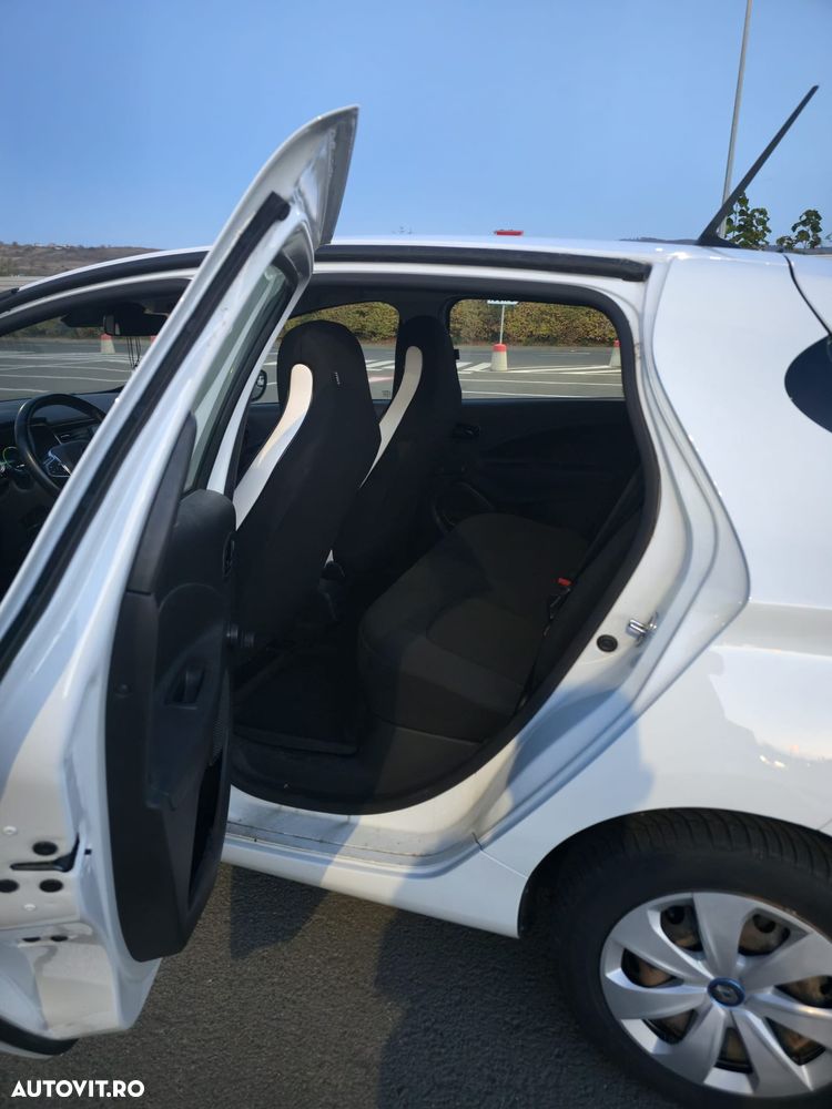Renault ZOE - 8