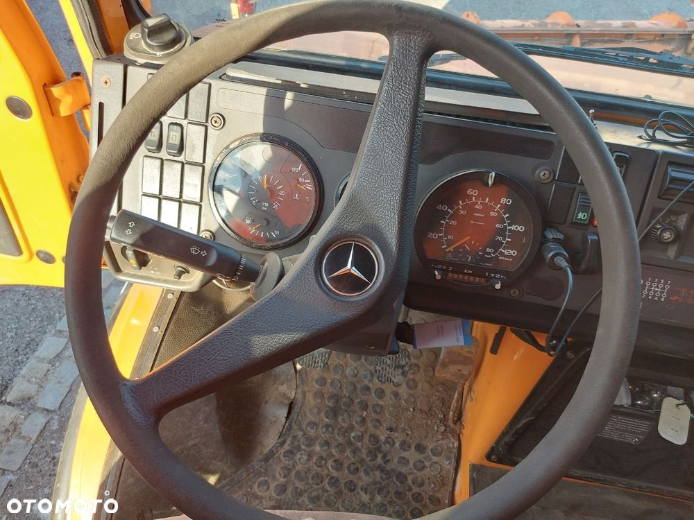 JAC Unimog U 1650 4X4 + Příslušenství - 18