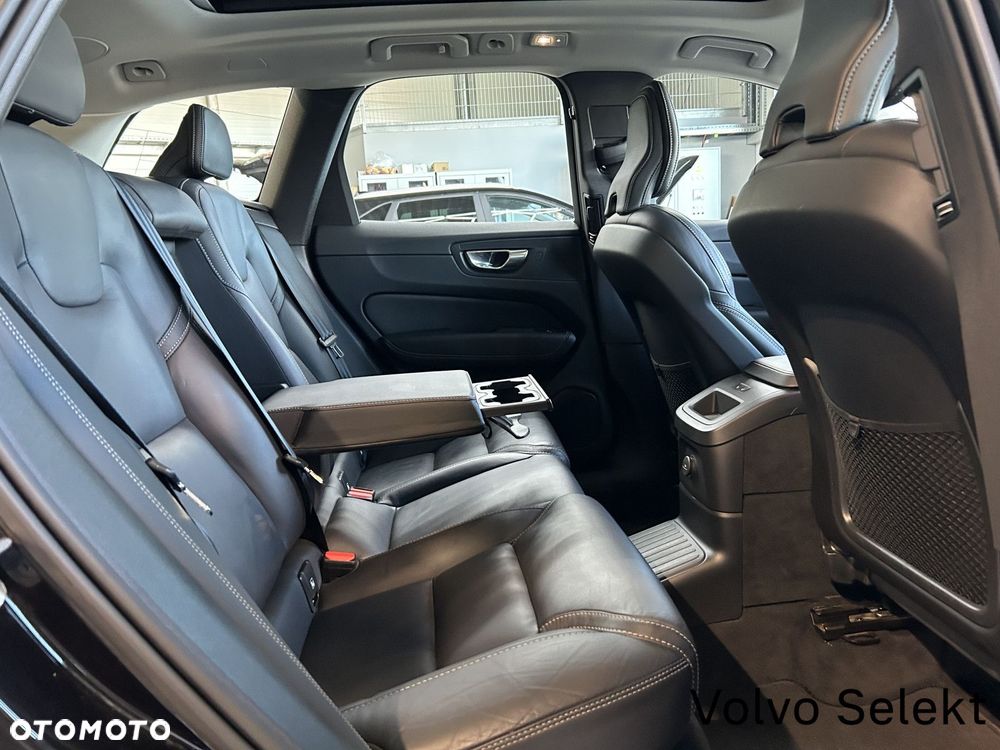 Volvo XC 60 - 28