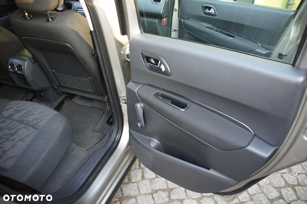 Peugeot 3008 HDi FAP 110 Platinum - 19