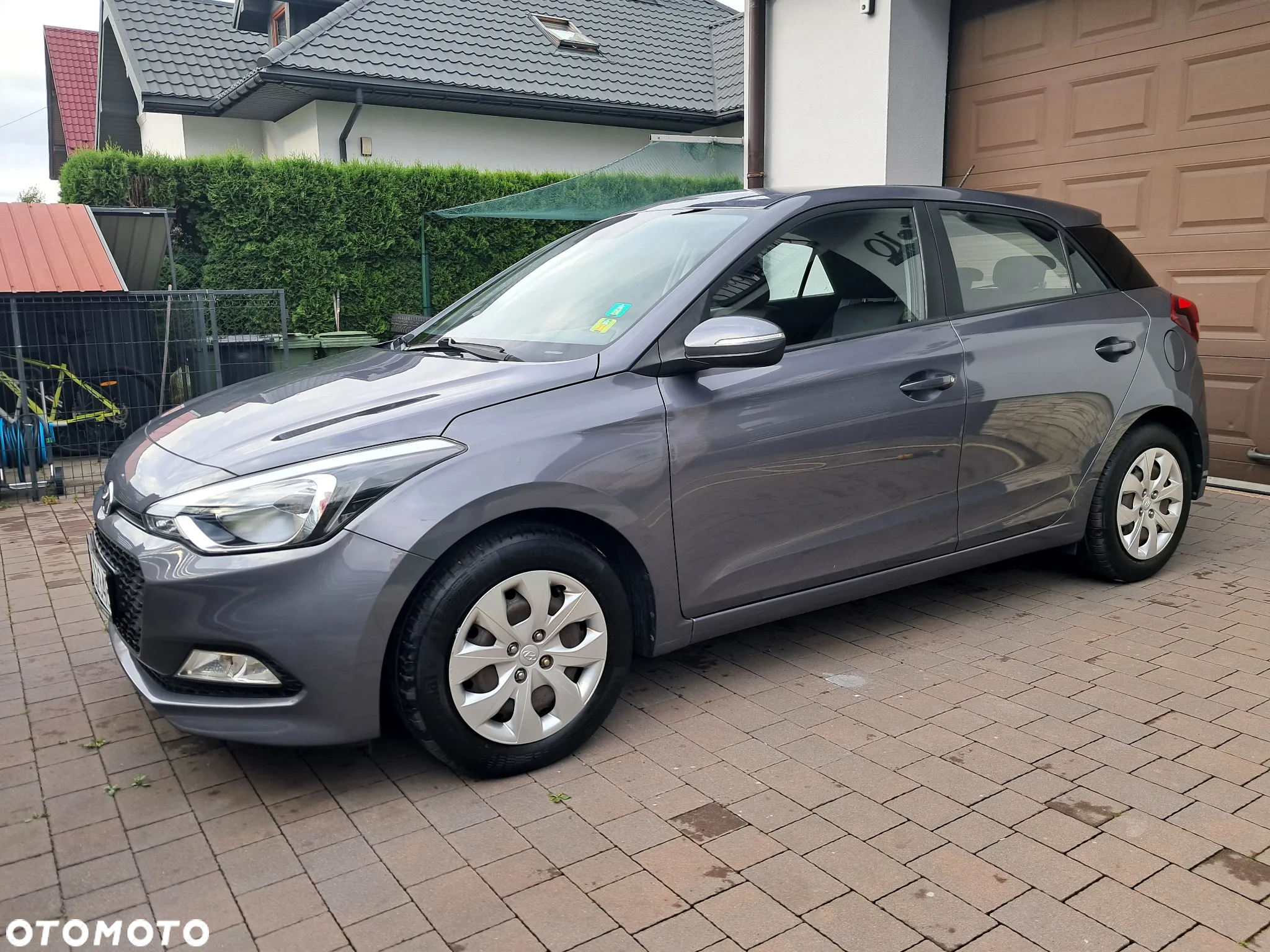 Hyundai i20 blue 1.2 Style - 12