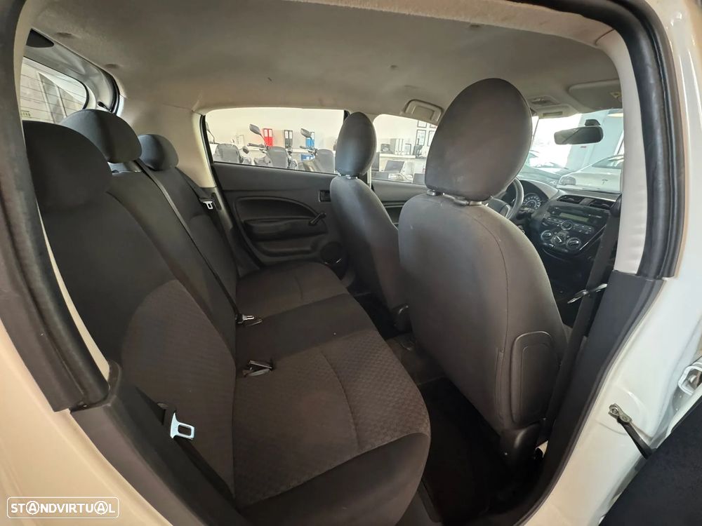 Mitsubishi Space Star 1.2 Intense - 11