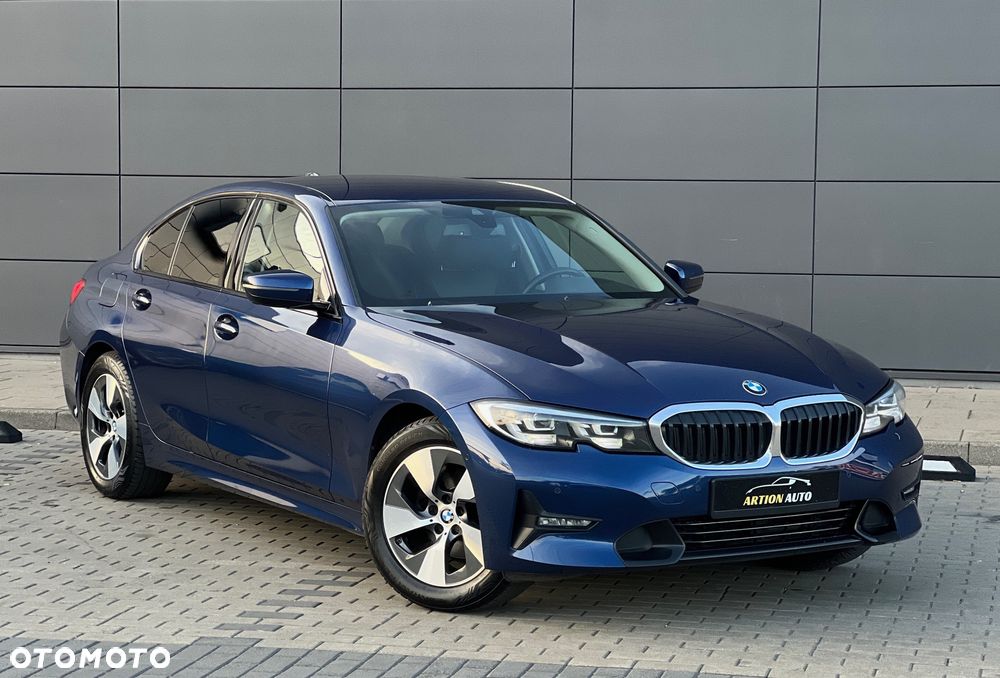 BMW Seria 3 320d Sport Line Shadow sport - 12