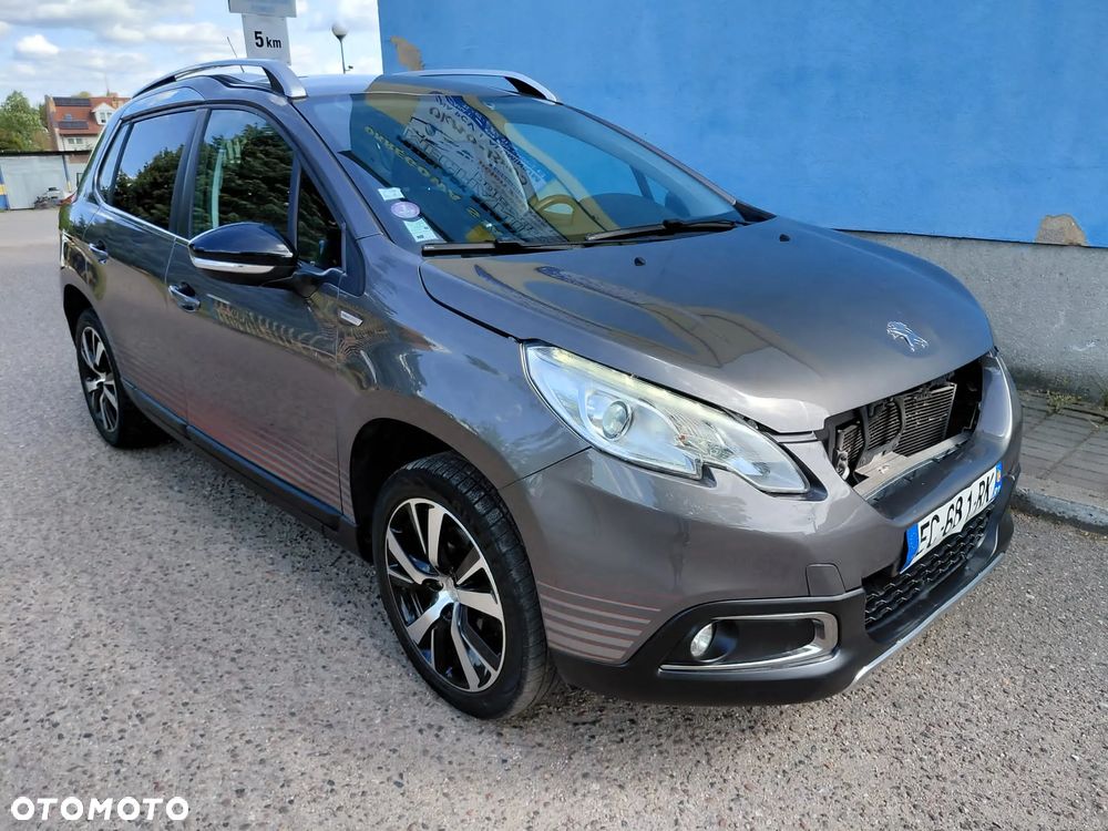 Peugeot 2008 - 12