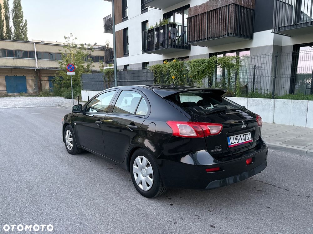 Mitsubishi Lancer 1.6 Inform - 14