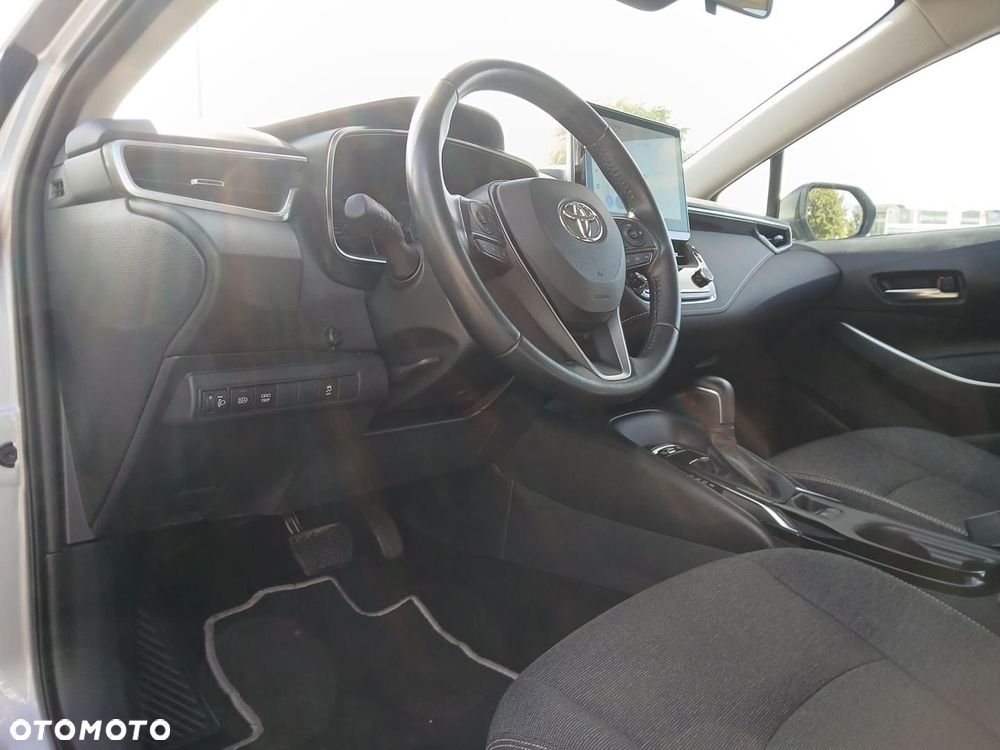 Toyota Corolla 1.8 Hybrid Comfort - 23