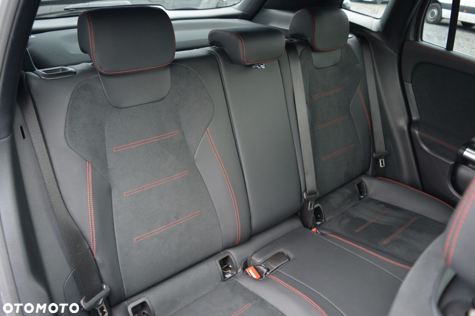 Mercedes-Benz GLA 200 AMG Line - 27
