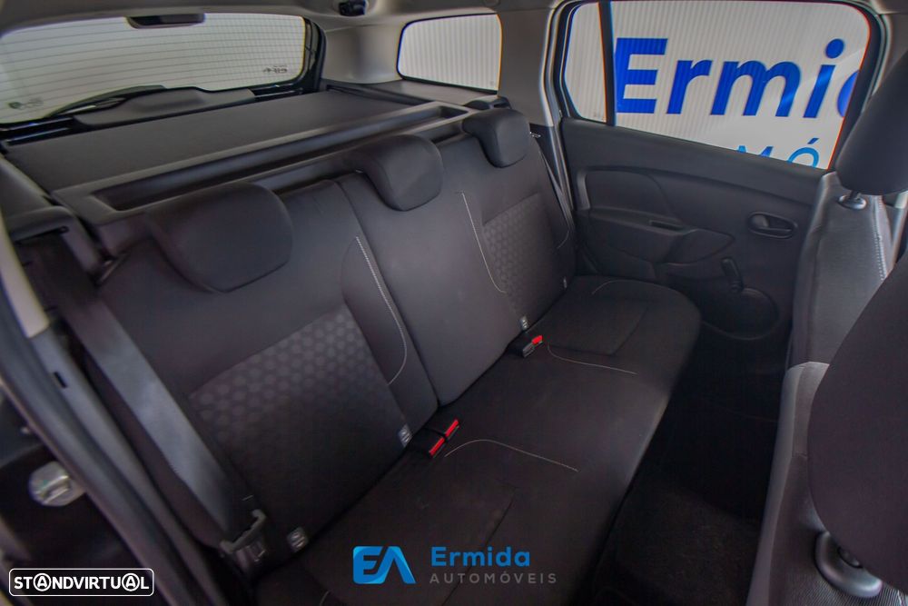 Dacia Logan MCV 0.9 TCe Stepway - 25