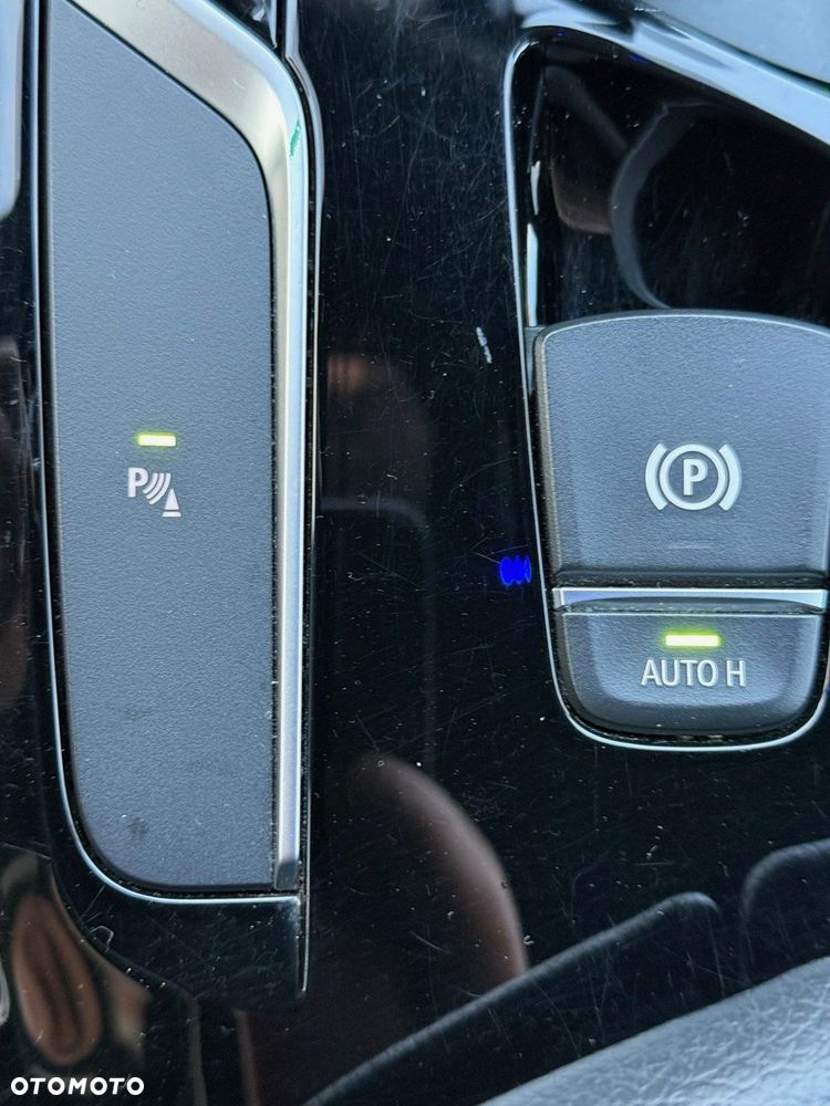 BMW Seria 5 540i xDrive GPF M Sport sport - 30