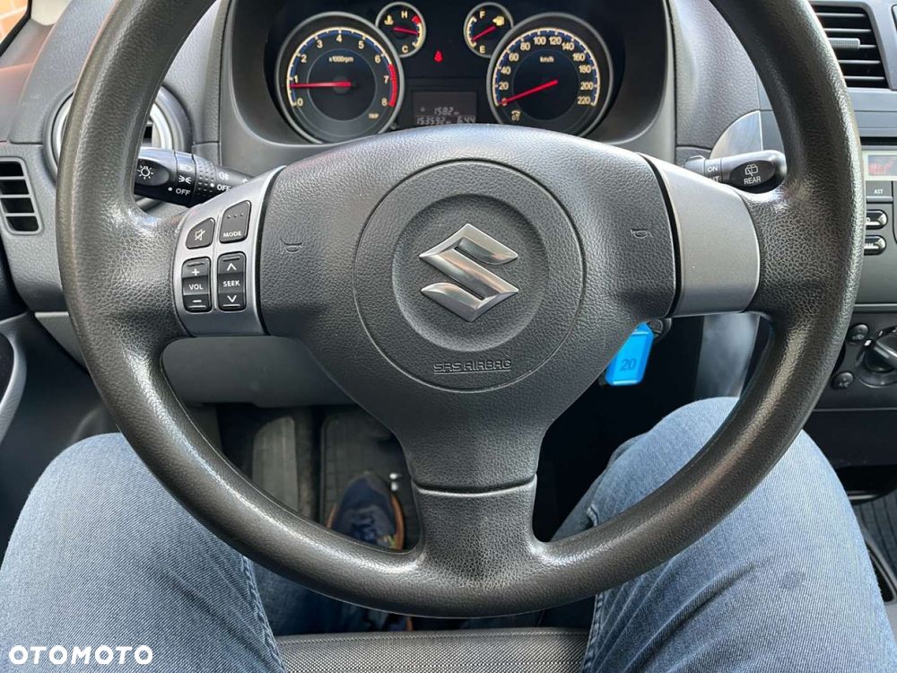 Suzuki SX4 1.5 Comfort - 13