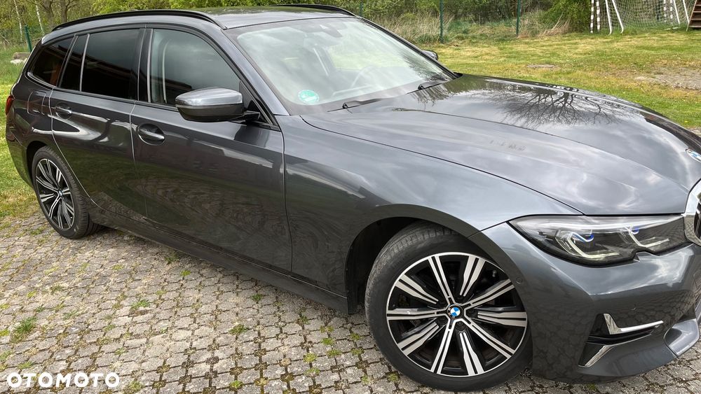 BMW Seria 3 320d Luxury Line Purity sport - 9