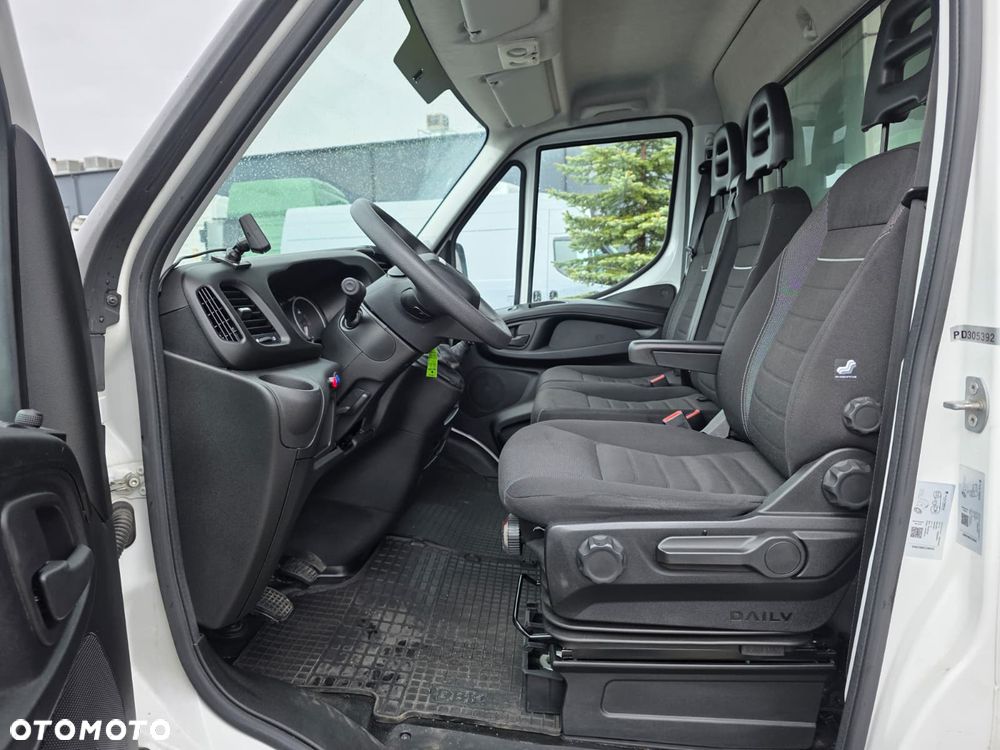 Iveco 50C18 Chłodnia Izoterma Winda 1000 kg ! 8EP + Zasilanie 230V Krajowy ! - 16