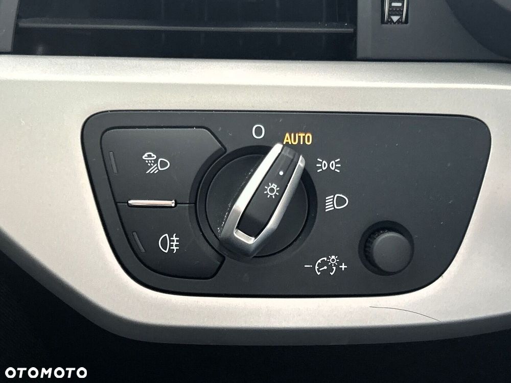 Audi A4 Limousine - 20