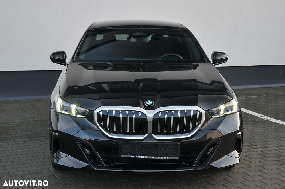 BMW Seria 5 520i Aut. - 1