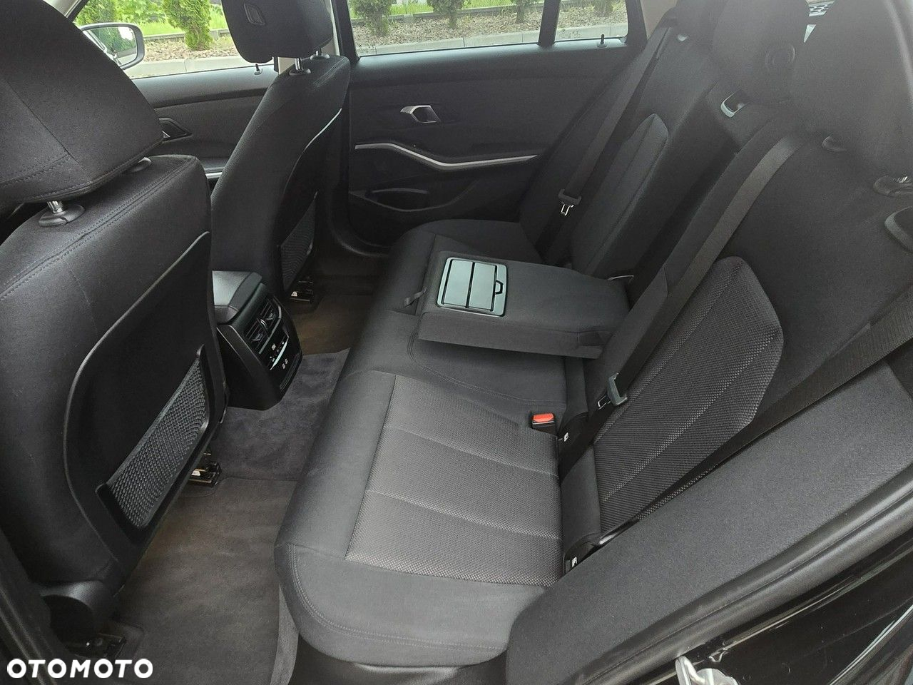 BMW Seria 3 318d Luxury Line - 31