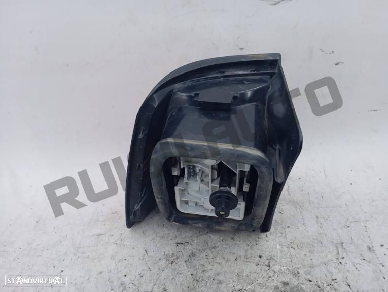 Farolim Trás Painel Direito  Citroen Xantia [1992_2002] 1.8 I - 2