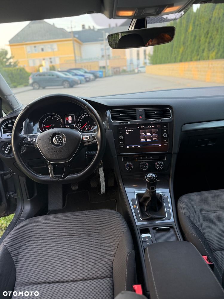 Volkswagen Golf - 7